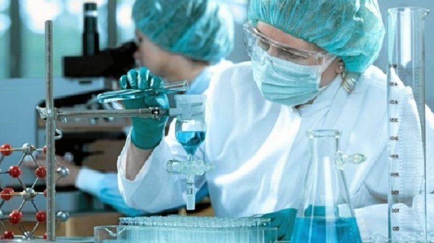 AstraZeneca comenzó los ensayos clínicos de un fármaco para prevenir y tratar COVID-19