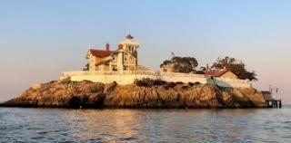 Un farol, um test de organicidad y los “vestigios” de Dios en la Creación