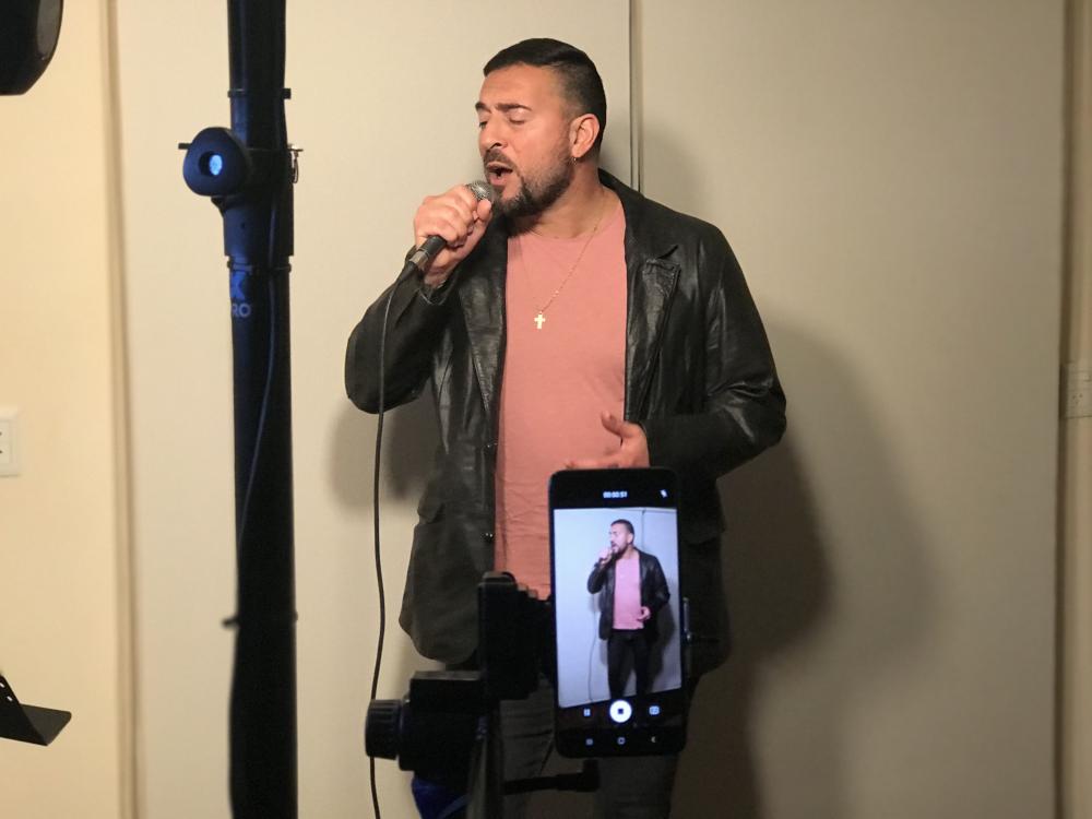 SEGUIME EN FACEBOOK ¨KARAOKE CANTAMOS TODOS¨