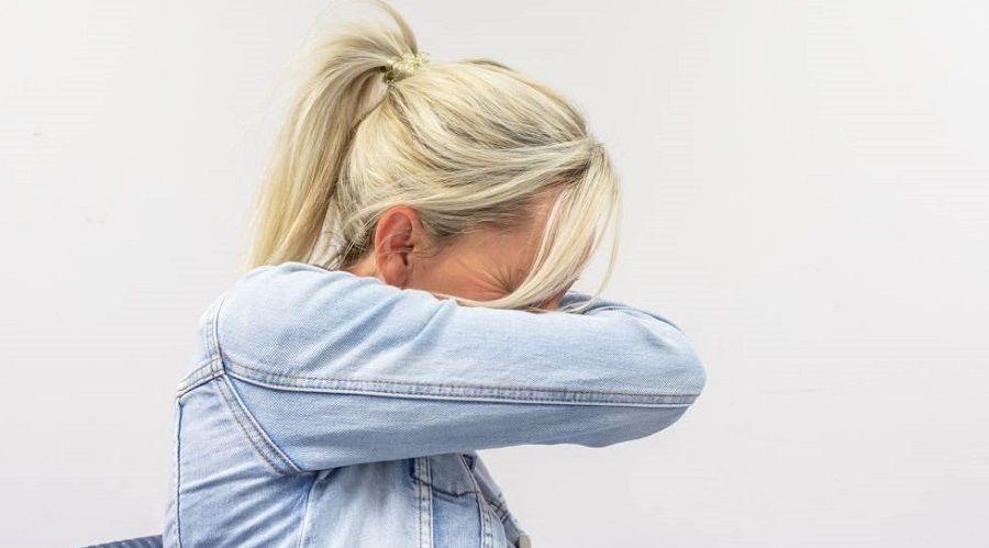 Cuáles son los síntomas más y menos recurrentes entre los infectados por COVID-19