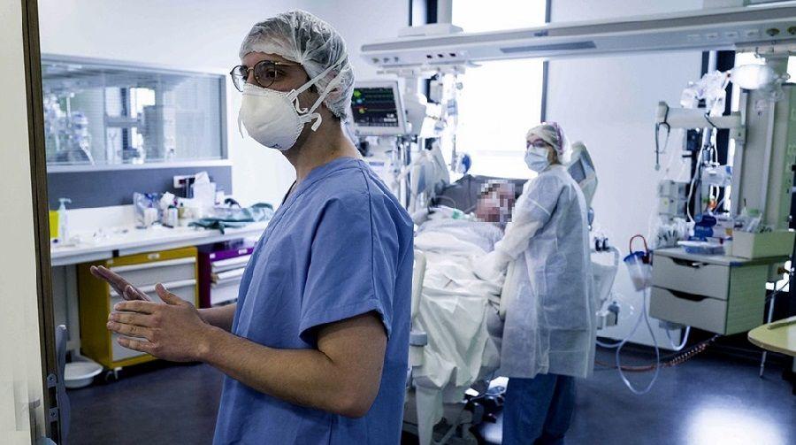 Advierten leve tendencia al aumento en la meseta alta de casos de COVID-19 en AMBA