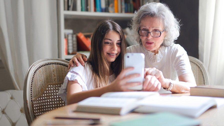 Adultos mayores: ¿el grupo más resiliente de la pandemia?