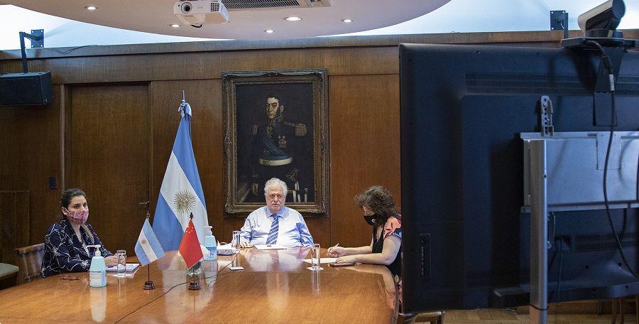 Nación y la embajada china conversaron sobre avances de la vacuna para el COVID-19