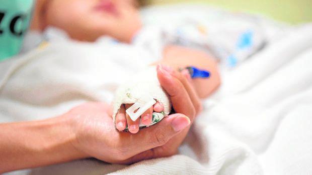 Holanda pretende ampliar la eutanasia para matar a niños menores enfermos de entre 1 y 12 años