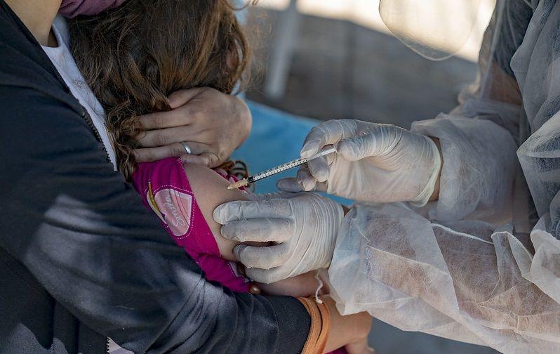 El Municipio de San Isidro comenzó la campaña de vacunación a niños en edad escolar