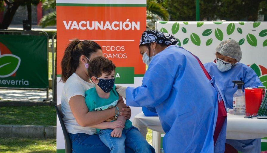 Las carteras sanitarias nacional y provincial relanzaron la campaña de vacunación