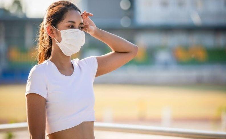 Aseguran que el uso de tapaboca no incrementa el riesgo de golpe de calor