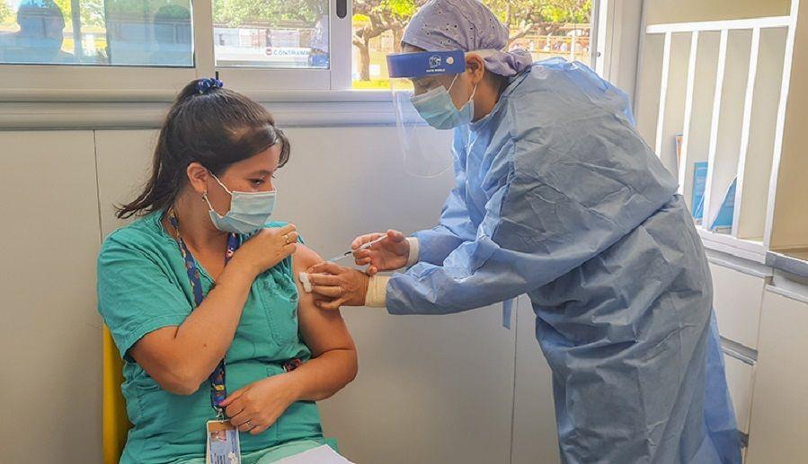 Comenzó en el Garrahan la vacunación contra el COVID-19