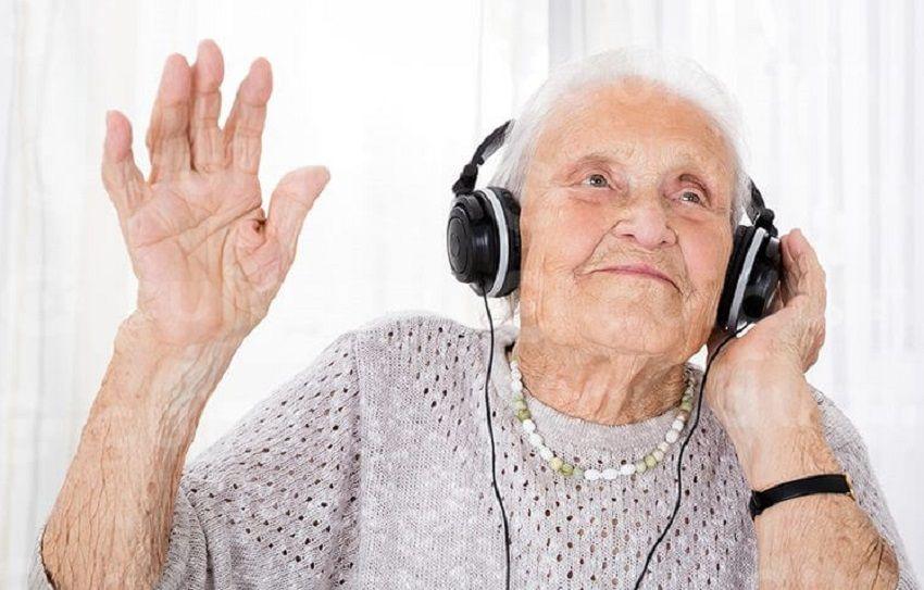 La importancia de la música en el adulto mayor