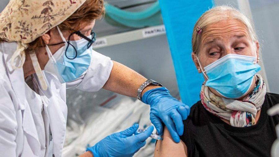 Con la próxima llegada de vacunas procedentes de India, empezará la inmunización a mayores de 70