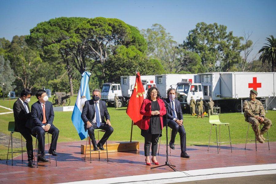 Presentaron el Hospital Móvil donado por la República Popular China