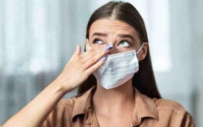 ¿Se puede contraer COVID-19 a través de los ojos?