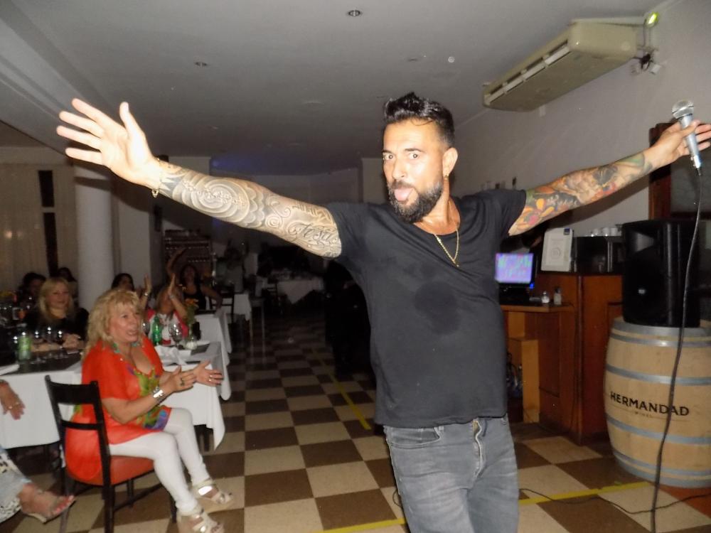 SHOW GUSTAVO SANTILLAN EN ¨VIVANCO¨ ¨DIA DE LA MUJER¨