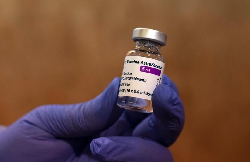 Descubren cómo tratar los trombos relacionados con la vacuna de AstraZeneca