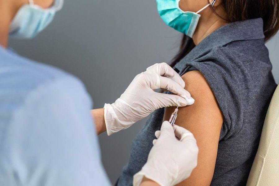 Inmunidad, contagio, variantes: 10 preguntas sobre las vacunas contra el coronavirus