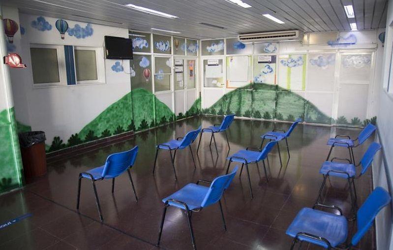 San Isidro: Pintan y decoran salas del Hospital Materno Infantil para contener a niños