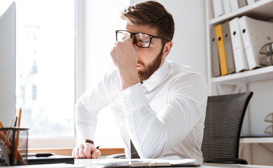 Trabajar más de 55 horas semanales aumentaría el riesgo de morir por ACV o cardiopatía isquémica