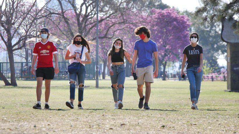 Salud y UNICEF lanzan convocatoria para proyectos de promoción de la salud adolescente y juvenil