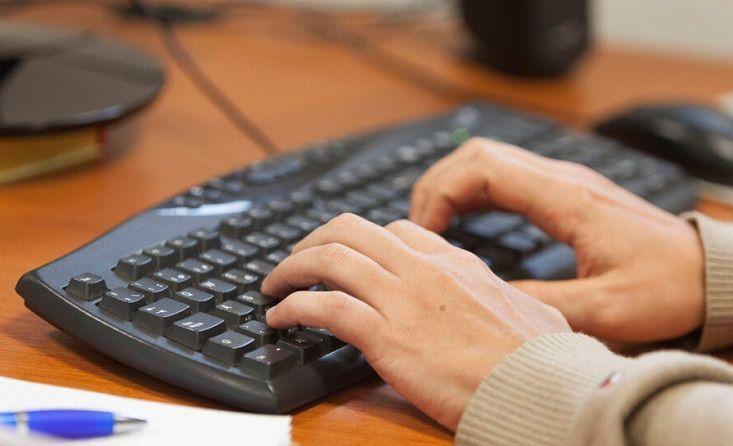 ANMAT duplicó el monitoreo de avisos relacionados a la COVID-19 en Internet