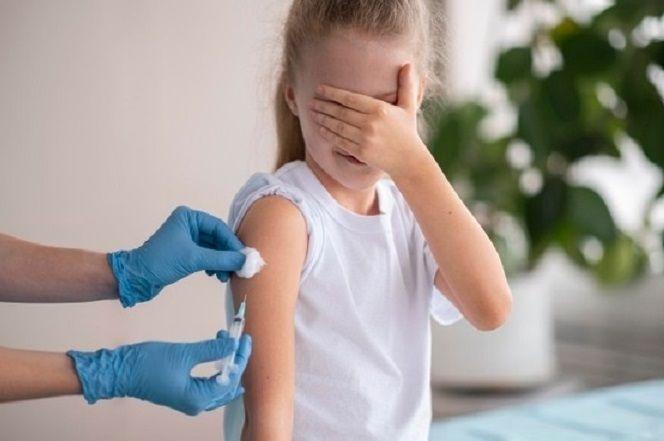 Afirman que la población pediátrica debe vacunarse para llegar a la inmunización de rebaño