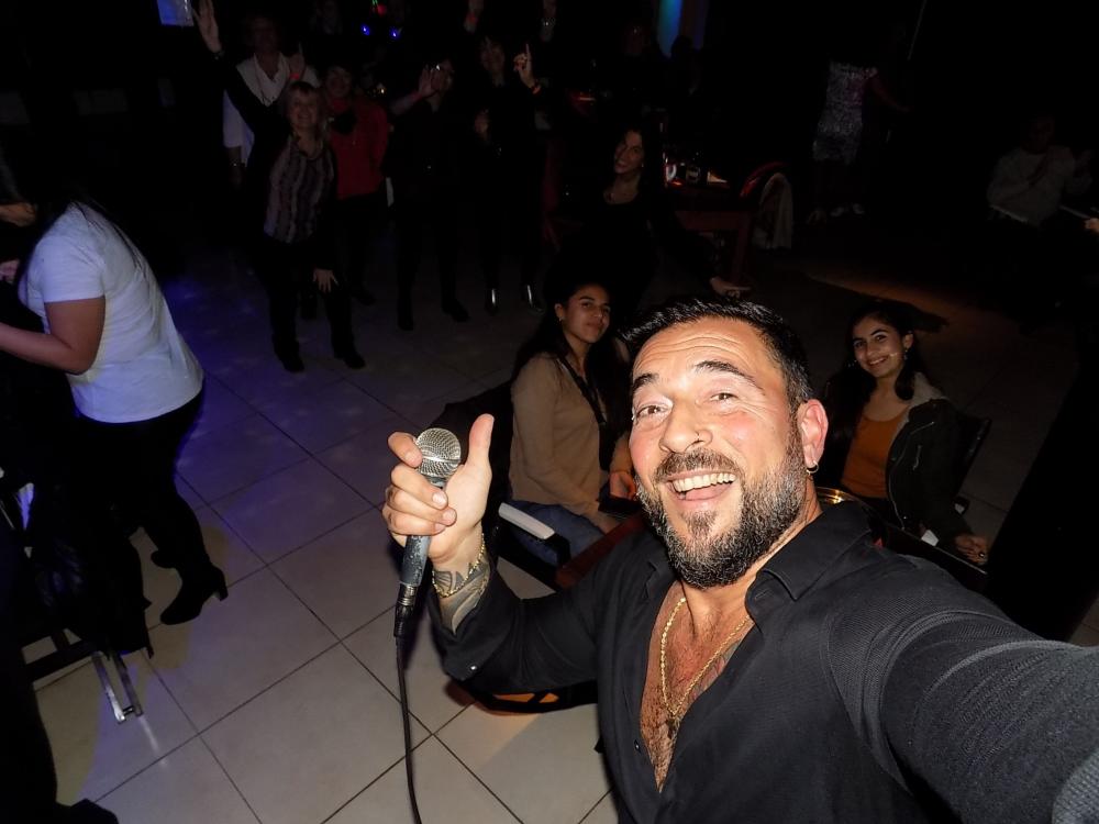 SHOW GUSTAVO SANTILLAN EN ¨SALON WE¨ VIERNES 20 DE AGOSTO