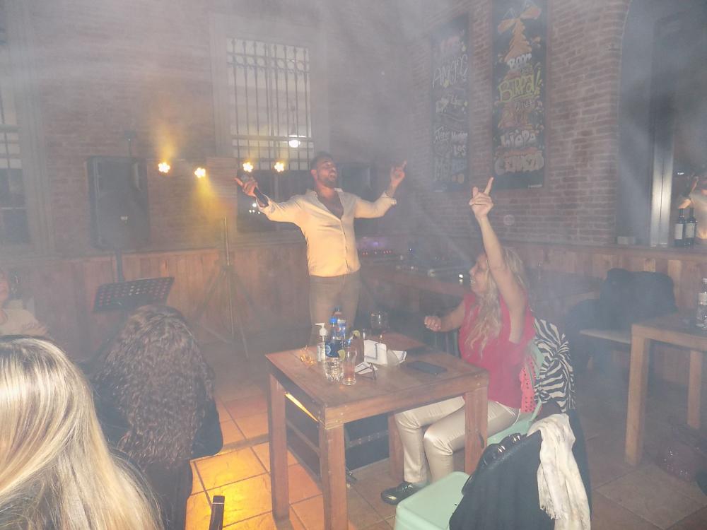 FOTOS SHOW GUSTAVO SANTILLAN EN ¨BARUC¨