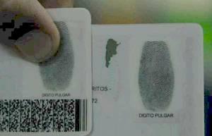 El gobierno nacional, recién reconoce el error de no colocar en el dni a tierra del fuego