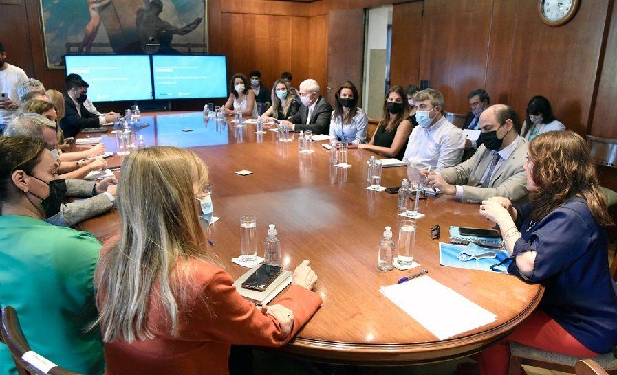 El Ministerio de Salud presentó los avances de la Política Nacional de Medicamentos