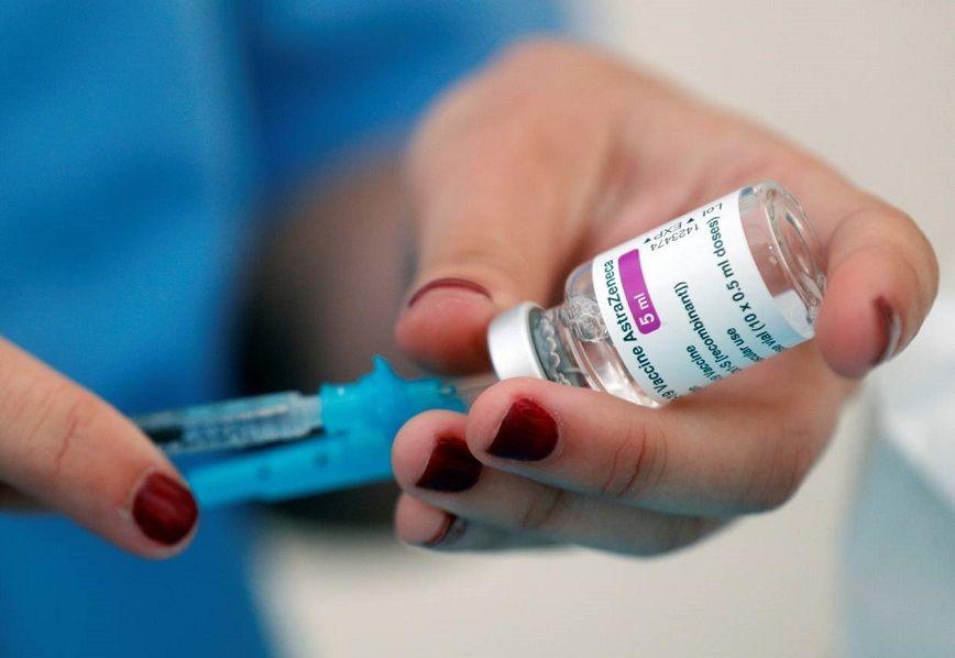 AstraZeneca: el refuerzo aumenta significativamente los anticuerpos contra Ómicron