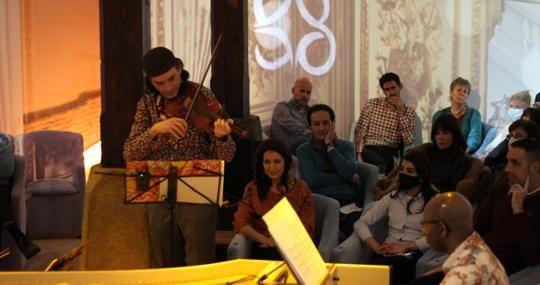 Los beneficios de escuchar música clásica: así alimenta el cuerpo y el alma