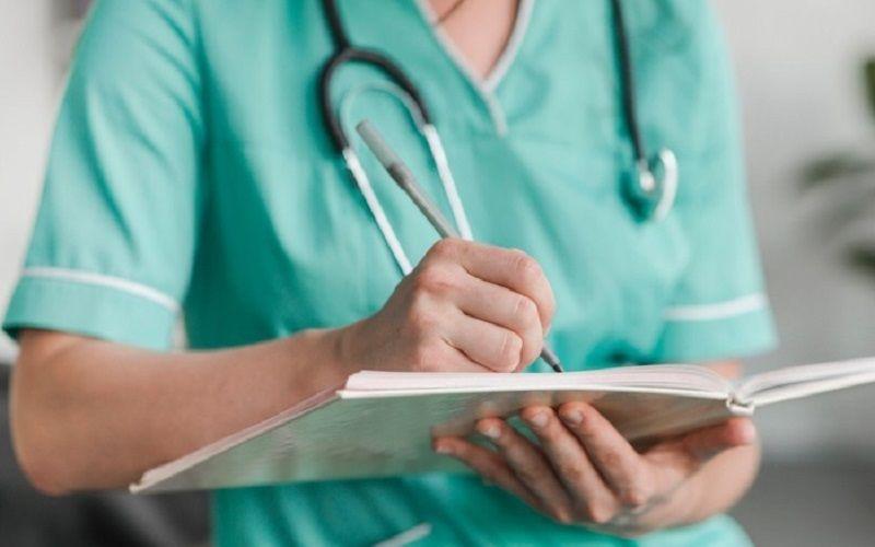 En la Provincia, el personal de salud vacunado y sin síntomas no deberá aislarse ante contacto estrecho