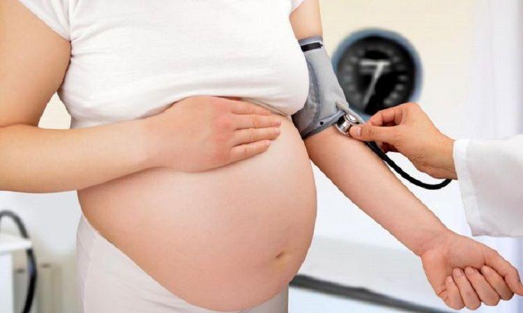 La hipertensión nocturna podría predecir posibilidad de inicio temprano de preeclampsia