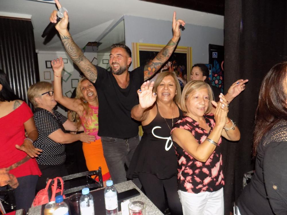 FOTOS SHOW GUSTAVO SANTILLAN EN ¨MALEVO¨