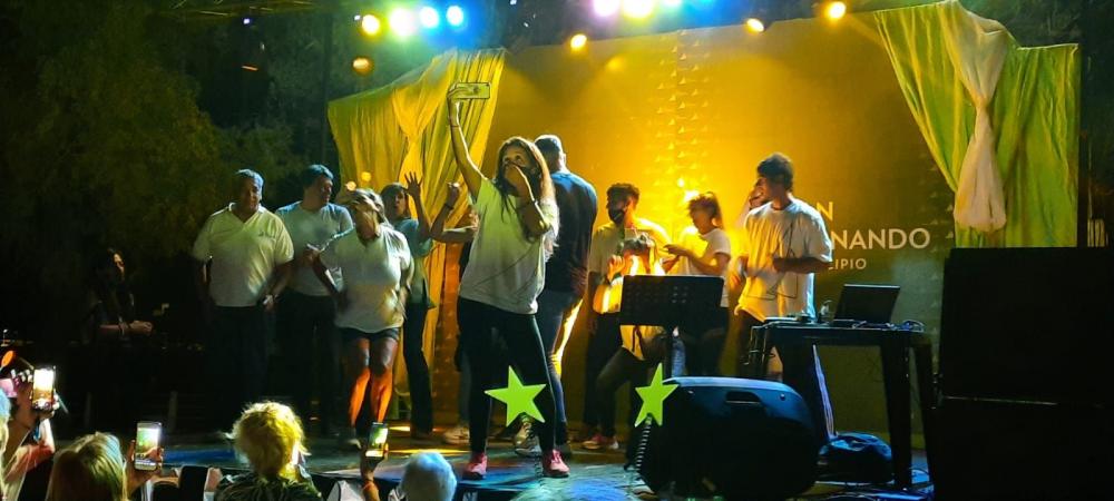 ¨GARGANTA CON ARENA¨ SHOW GUSTAVO SANTILLAN EN VIVO.