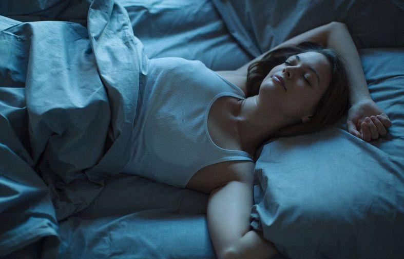 Cierre las persianas mientras duerme y protegerá su salud cardiovascular