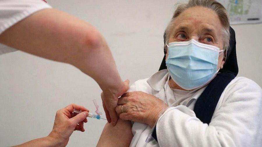 La Provincia comenzó a aplicar un segundo refuerzo de la vacuna contra el coronavirus