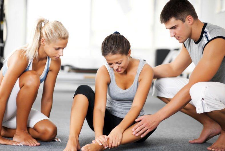 Lesiones deportivas y actividad física: cómo evitarlas y qué hacer en caso de tenerlas