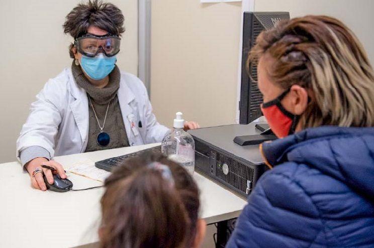 La Infectología es clave en la prevención, tratamiento e investigación clínica de enfermedades transmisibles