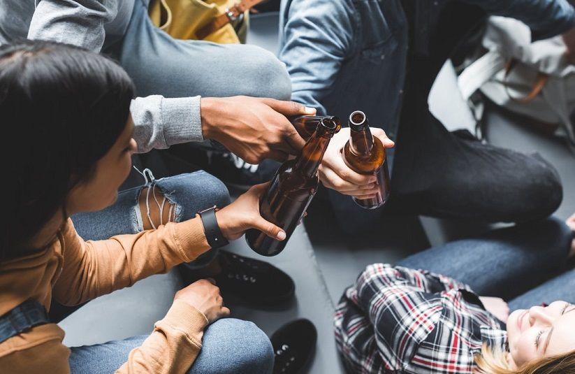 En Argentina el consumo de alcohol y marihuana empieza a los 13 años