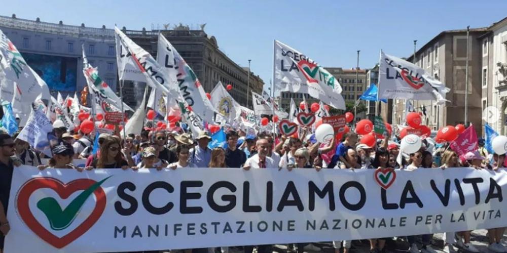 40.000 VOCES EN ROMA PIDIENDO POR LA VIDA DE LOS MÁS INDEFENSOS