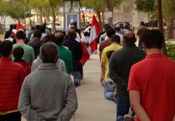 Así puedes rezar el Rosario de Hombres en cualquier lugar del mundo