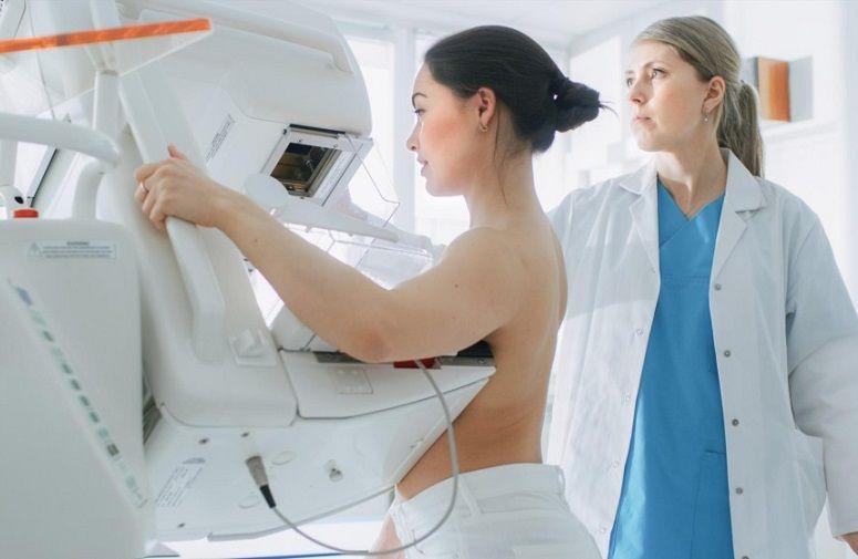 Un estudio afirma que la contaminación aumenta el riesgo de cáncer de mama