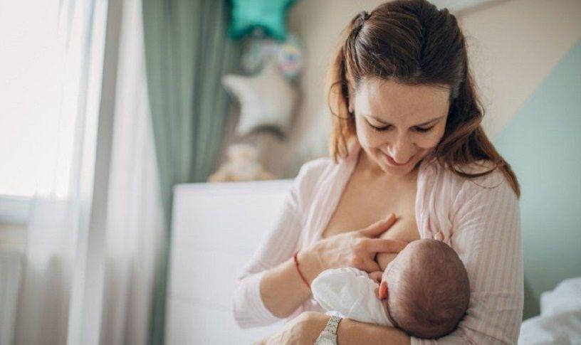 COVID-19: Las mujeres vacunadas transfieren protección a sus hijos a través de la leche materna