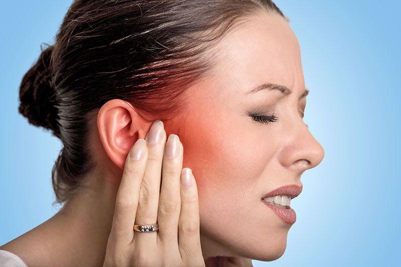Un fuerte y agudo dolor facial: podría ser parálisis del nervio trigémino