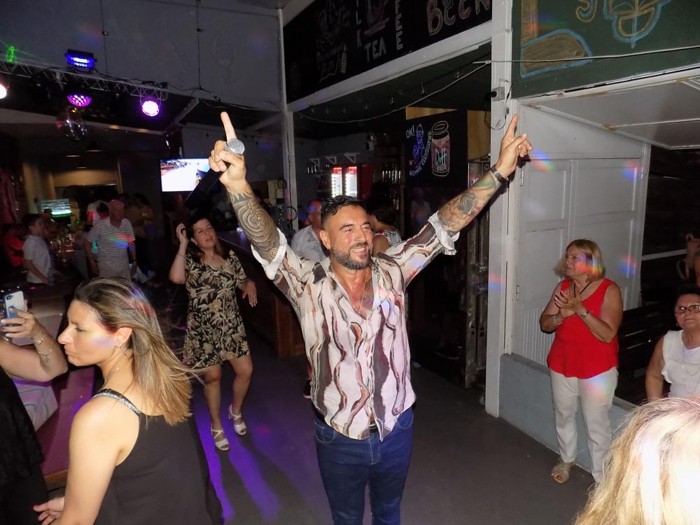 SHOW GUSTAVO SANTILLAN EN ¨BARRACAO¨ FLORIPA, BRASIL 2023