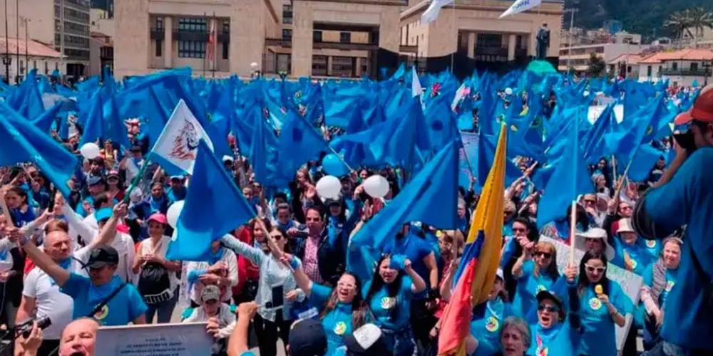 COLOMBIA: ATAQUE A LA VIDA Y LA PATRIA POTESTAD