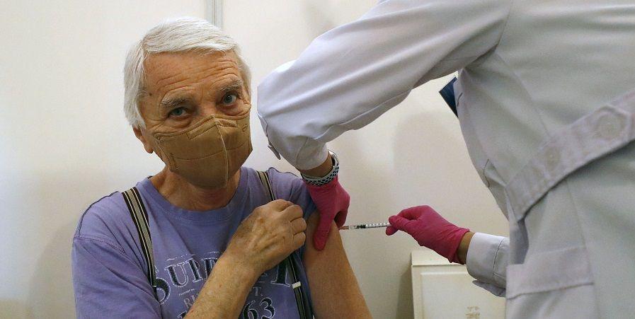 Comenzó la campaña de vacunación antigripal en San Isidro