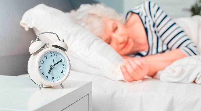 Sueño y descanso: consejos para dormir bien después de los 60 años