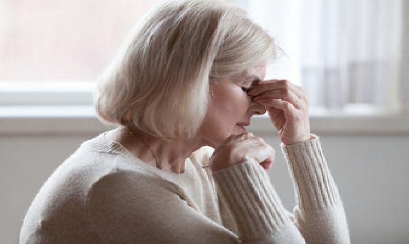 El estrés crónico aumenta 37% las probabilidades de sufrir problemas cognitivos a partir de los 45 años