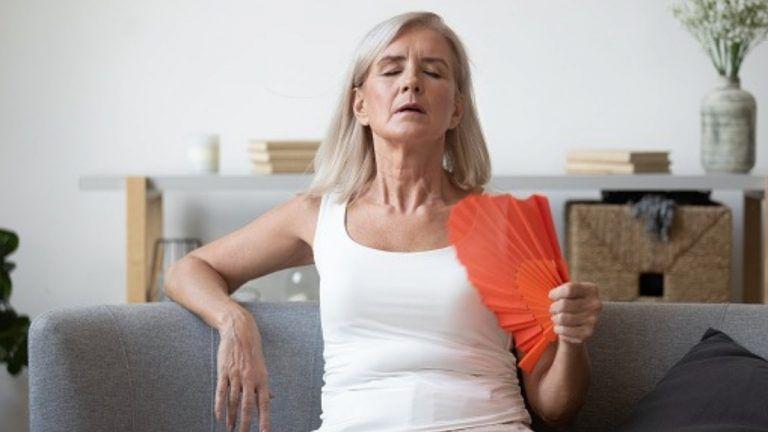 Menopausia: qué es, síntomas, causas y tratamiento